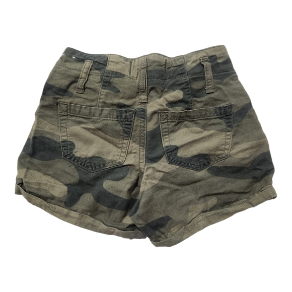 Girls Abercrombie Kids Size 5/6 camouflage shorts and dark blue jeggings - Picture 4 of 8